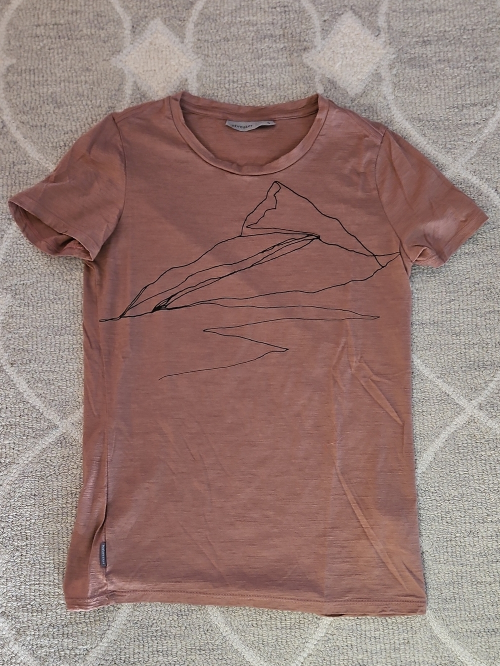 Icebreaker Wool Blend Mauve Short-Sleeve Tee with Minimal Line Graphic